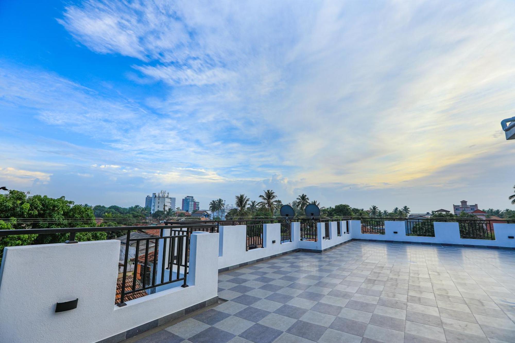 D Marit Motel Negombo Exteriér fotografie
